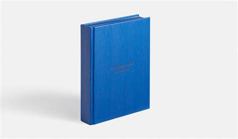 phaidon yves saint laurent|Yves Saint Laurent .